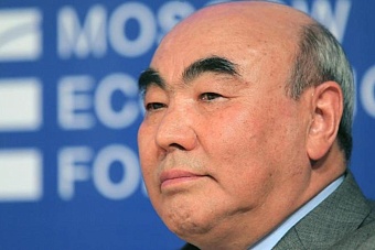 В отношении экс-президента Киргизии Аскара Акаева прекращено уголовное дело