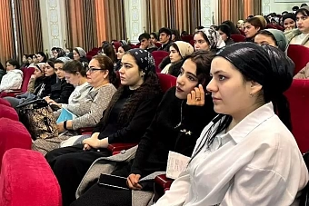 более 500 учителей из таджикистана отправятся в россию для изучения русского языка