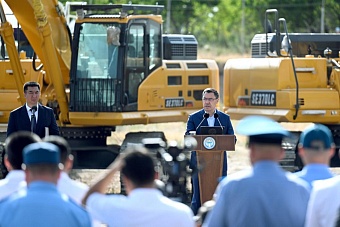 Садыр Жапаров пожаловался на лень кыргызских рабочих