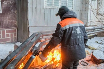 Энергетический коллапс в Казахстане: жители отогревают замерзшие трубы, власти думают, как национализировать ТЭК