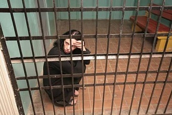 дерзкие и опасные: как в таджикистане женщины стали угрозой