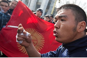 Как националисты Кыргызстана сознательно «хоронят» русский язык и сеют межнациональную рознь