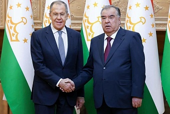 Лавров в Таджикистане: кто станет гарантом безопасности в Центральной Азии