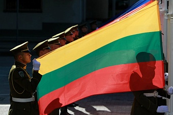 мигранты из центральной азии встревожили власти литвы: русский язык звучит все чаще