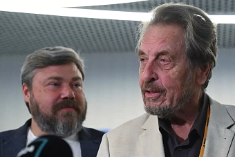 маск: «я поражён размерами москвы и чистотой дорог. это город гения!»