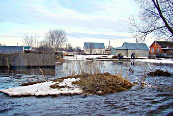 улицы казахстанского семея превратились в реки и озера