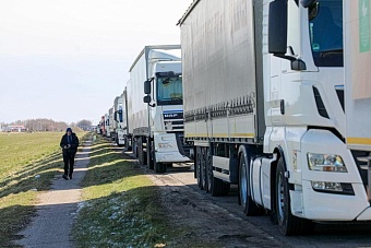 62 фуры выпустят из казахстана в китай