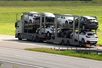 казахстан не стал перекрывать поставки автомобилей в россию после нового пакета санкций ес