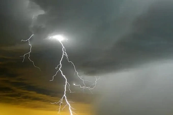 дождь и порывистый ветер: погода в казахстане в понедельник, 15 апреля 2024