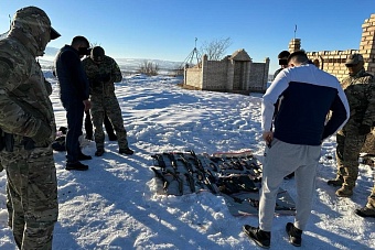 в кыргызском селе нашли схрон с оружием и боеприпасами, которые принадлежали членам опг  камчи кольбаева