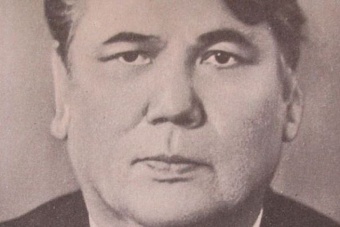 книгу отца президента казахстана кемеля токаева перевели на башкирский язык