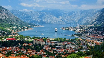 казахстанцам больше не потребуется виза для поездок в черногорию