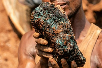 «Доктрина кнута»: США срочно требуют от Замбии медь, литий и кобальт в обмен на помощь больным туберкулезом и малярией