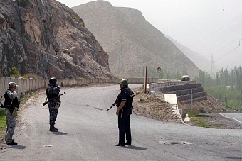 на границе кыргызстана с таджикистаном произошел конфликт между жителями двух государств 