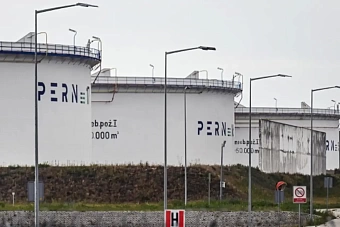 казахстану дали добро: рф и польша договорились о транзите казахстанской нефти