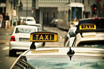 стало известно, в каких городах казахстана запустят беспилотное такси