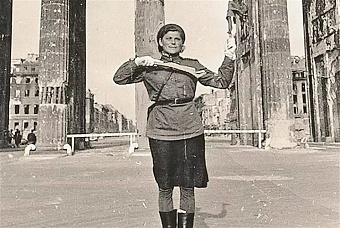 в возрасте 100 лет умерла знаменитая «регулировщица победы» мария лиманская