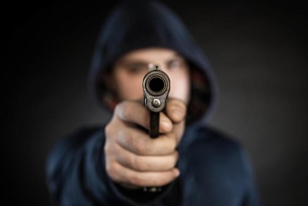 в санкт-петербурге задержали заказчика и киллера, убившего по ошибке гражданина узбекистана