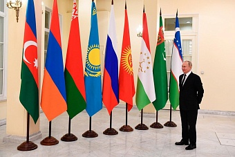 Новогодняя традиция: какие желания загадают лидеры СНГ в Петербурге