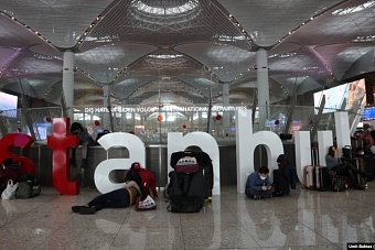 десятки жителей центральной азии не пустили на авиарейсы в америку из стамбула