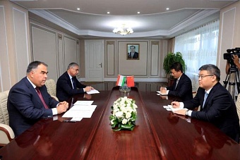 китайская компания построит в таджикистане солнечную электростанцию