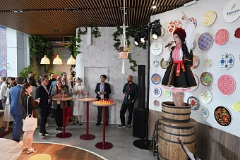 маргарита симоньян назвала ано «евразия» потрясающей организацией