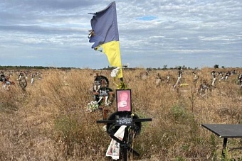 О чем не напишут в Центральной Азии: как на Украине могилы солдат ВСУ превратили в массовые помойки