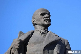 Битва за Ленина в Кыргызстане: почему это важно не только для коммунистов из Сибири