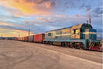 транзит китайских грузов через казахстан в европу упал в 1,8 раза