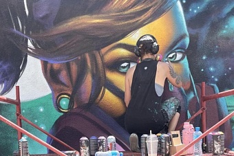 в бишкеке создали крупнейший мурал в центральной азии