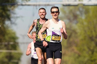 Россиянин выиграл престижный полумарафон Алматы