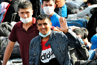 главные новости за 3 апреля 2024: миграция бизнеса в казахстане, строительство железной дороги в китай и отказ от карт «мир»