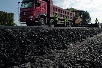 в кыргызстане при строительстве автодороги бишкек-кара-балта разворовали 104 млн. сомов