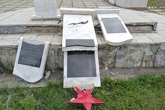 тасс: полиция казахстана установила личность осквернившего мемориал воинам-афганцам