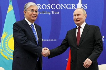 риа: токаев по телефону обсудил с путиным его предстоящий визит в казахстан