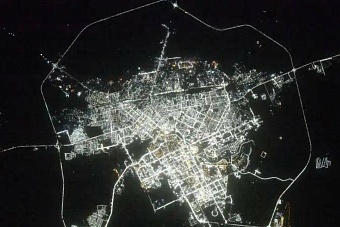 «напоминает сердце»: российский космонавт сделал снимок ночной астаны