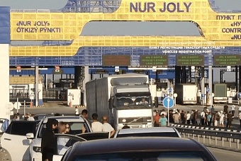 автомобильные пункты пропуска закроют на казахстанско-китайской границе в связи с праздником