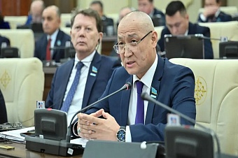 обидели депутата: мажилисмен пожаловался на дерзость лгбт-сообщества в казахстане