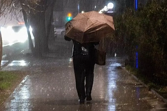 тепло, дожди и град придут в казахстан в предпраздничный день: погода в среду, 8 мая 2024