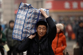 минтруда киргизии добилось выплат зарплат трудовым мигрантам в россии