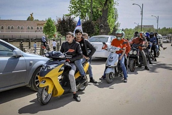 Что изменится в Узбекистане с 1 октября 2025 года: платить за все станем больше, а на мопеды потребуются права