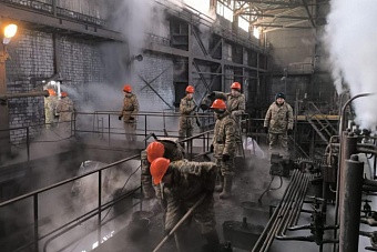 военные вручную подавали уголь на тэц в семее