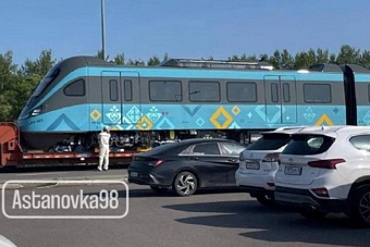 астана получила первые легкорельсовые поезда для городской линии lrt
