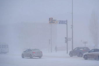 первые часы 2024 года в казахстане: из-за бурана в пробке встало более тысячи машин, в республике объявлено штормовое предупреждение