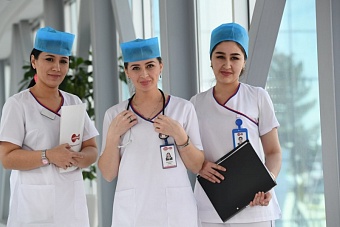 В Узбекистане самую низкую среднюю зарплату получают врачи и учителя