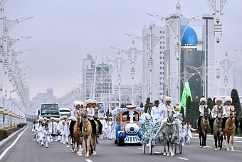 погода, в странах центральной азии, 23 декабря 2023 года: в ашхабаде +22, в бишкеке +11