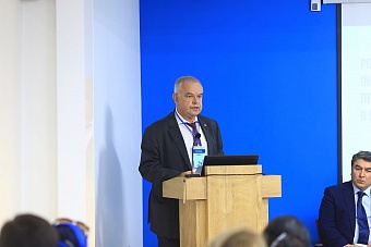 в таджикистане обсудили перспективы российского онлайн-образования 