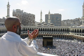 Хадж 2023: в долг нельзя, украшения и торговля под запретом (правила, требования, цены)