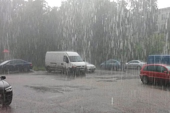 дожди в узбекистане, град в таджикистане и тепло в кыргызстане: погода в четверг, 9 мая 2024