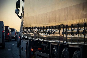 Как казахстанских дальнобойщиков в Польше мариновали